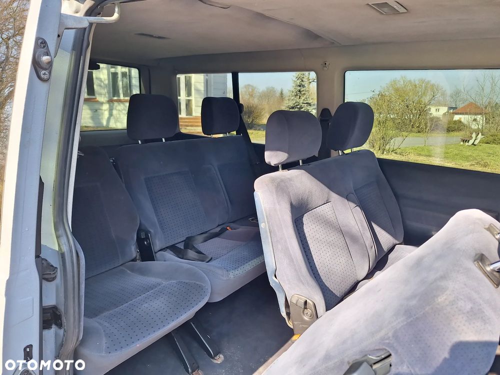 Volkswagen Transporter - 19