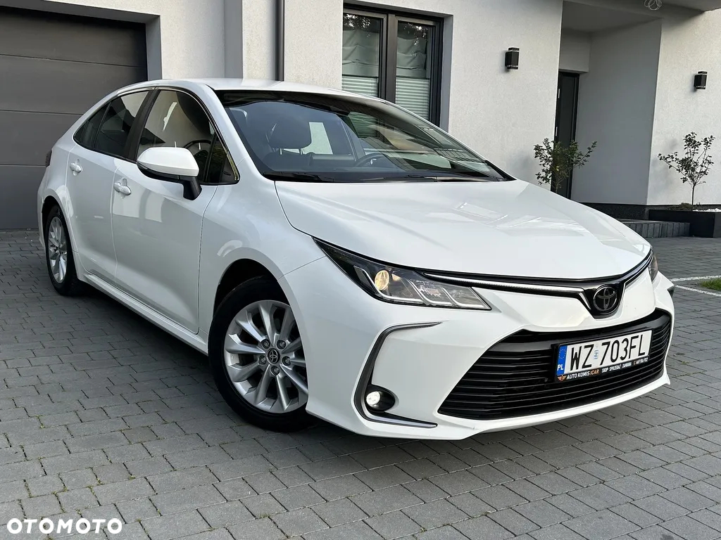 Toyota Corolla - 3