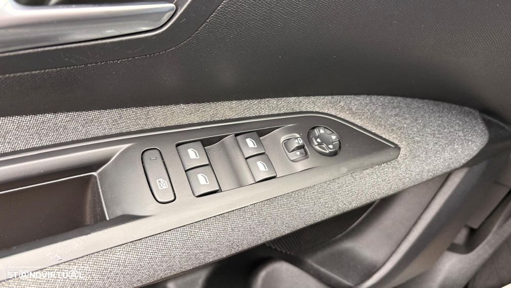 Peugeot 3008 PureTech 130 Stop & Start EAT6 Active - 18