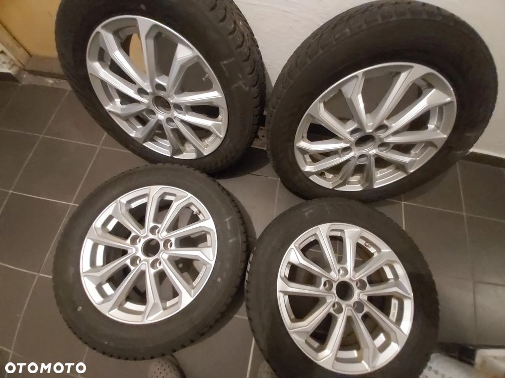 Kia XCeed 1.5 T-GDI L DCT - 24