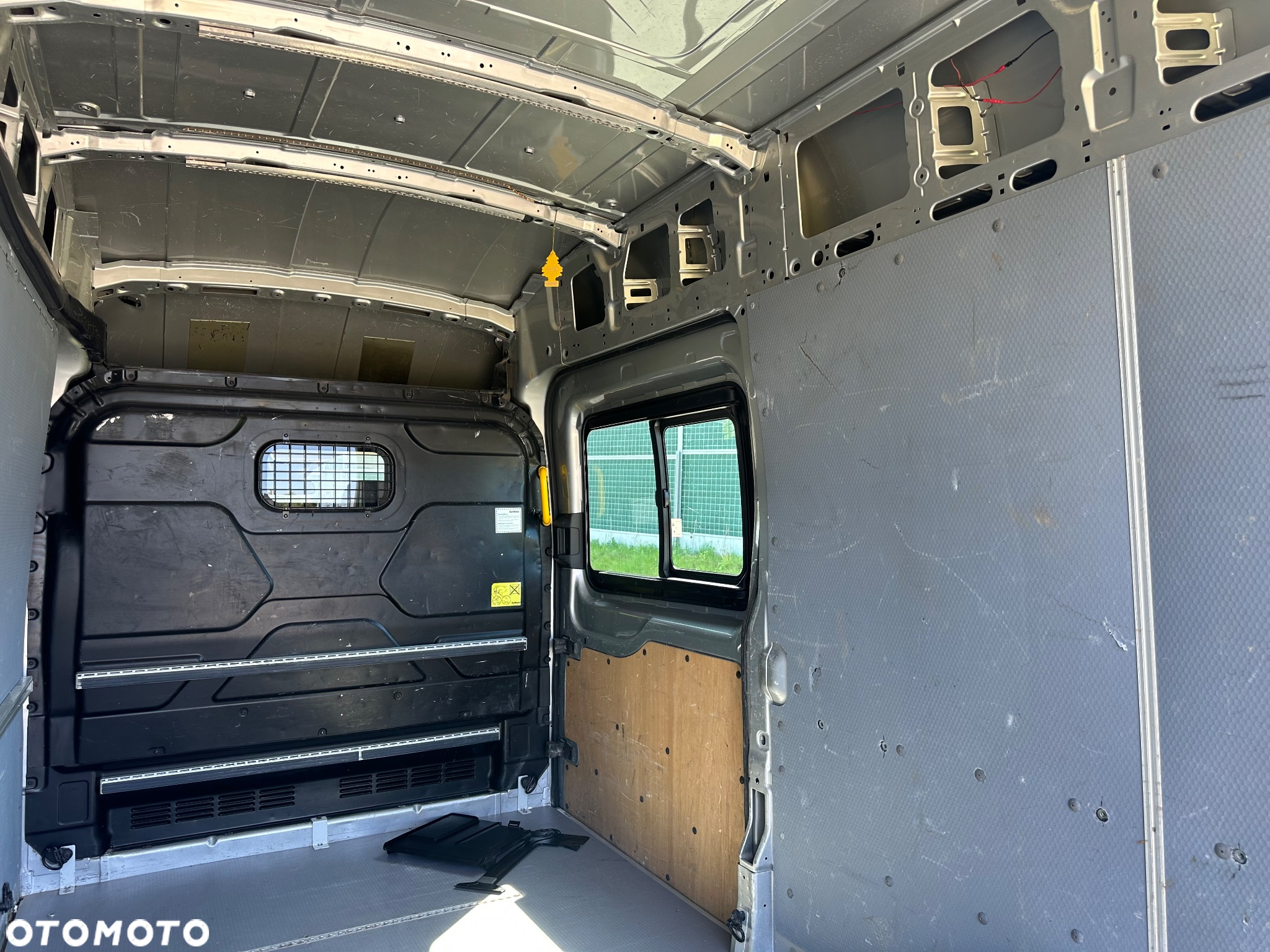 Ford Transit - 13