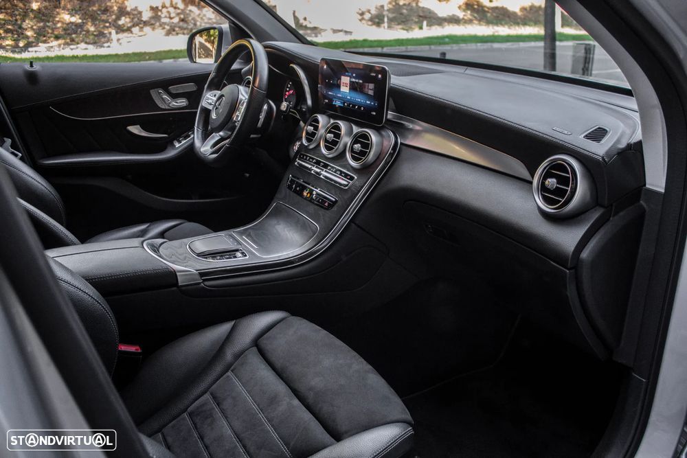 Mercedes-Benz GLC 300 de 4Matic 9G-TRONIC AMG Line - 26
