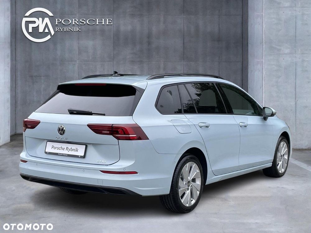 Volkswagen Golf - 5