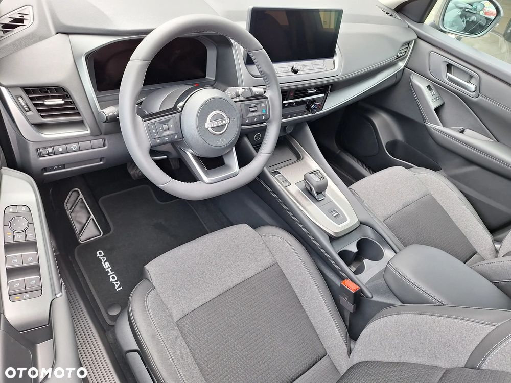 Nissan Qashqai 1.3 DIG-T MHEV N-Connecta Xtronic - 6