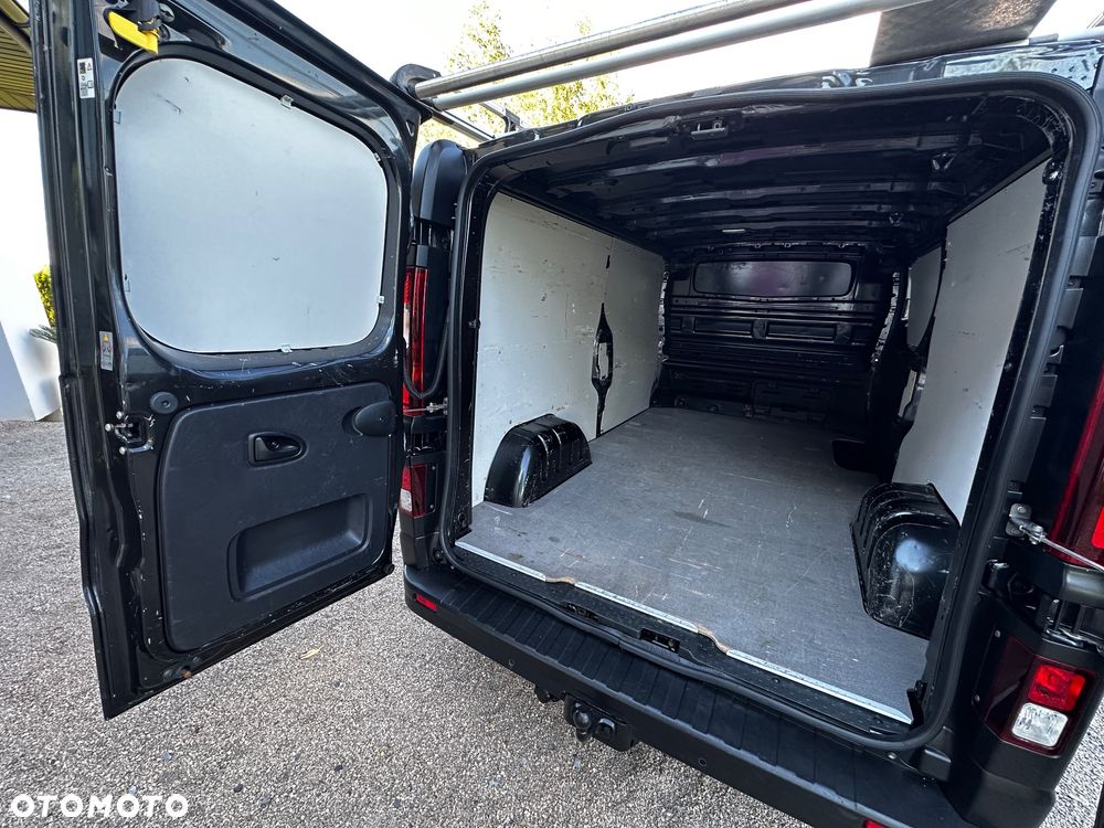 Opel Vivaro - 34
