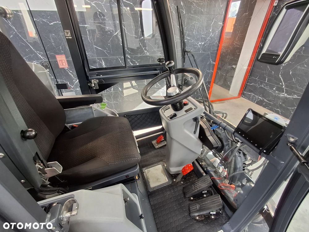 Inny HAKO Citymaster 1600 Zamiatarka Chodnikowa Euro 6 PM 2.5 Napęd 4x4 Rok: 2019 - 28