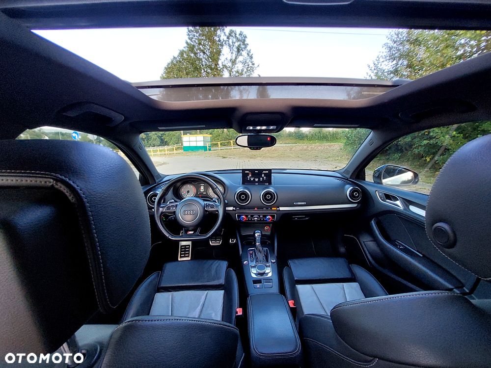 Audi S3 S tronic - 24
