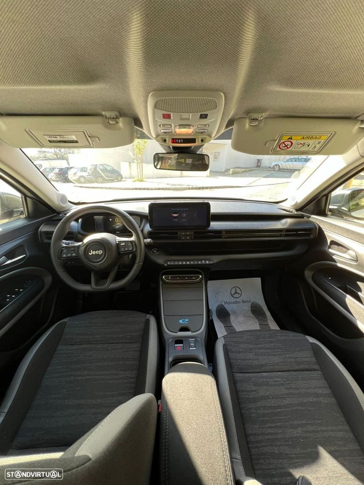 Jeep Avenger 54 kWh Summit - 14