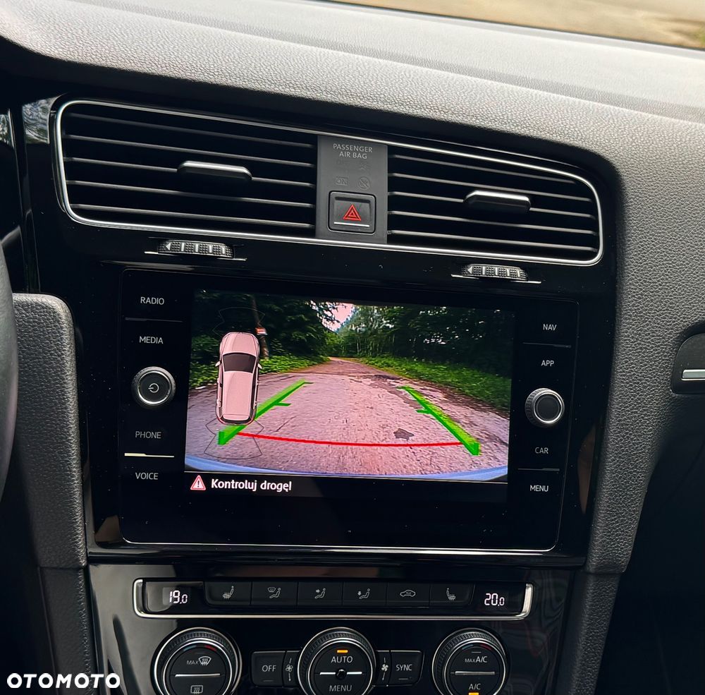 Volkswagen Golf GTI 2.0 TSI OPF Performance - 23