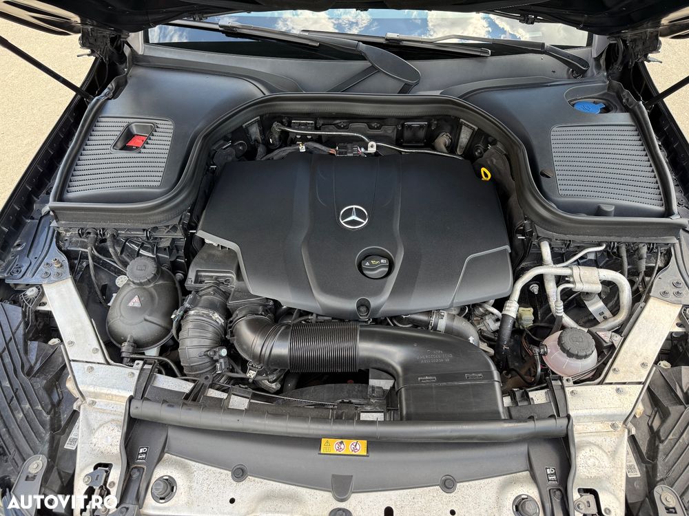 Mercedes-Benz GLC - 22