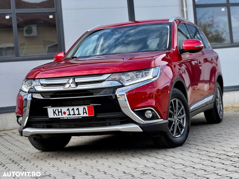 Mitsubishi Outlander 2.2 DI-D 4WD Automatik Edition+ - 13