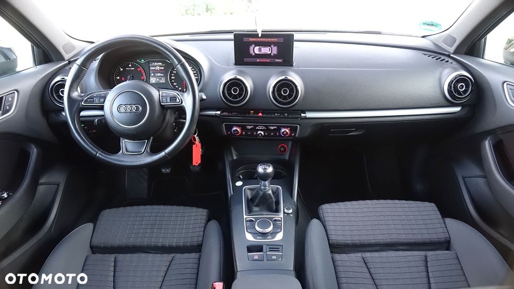 Audi A3 Sportback - 6