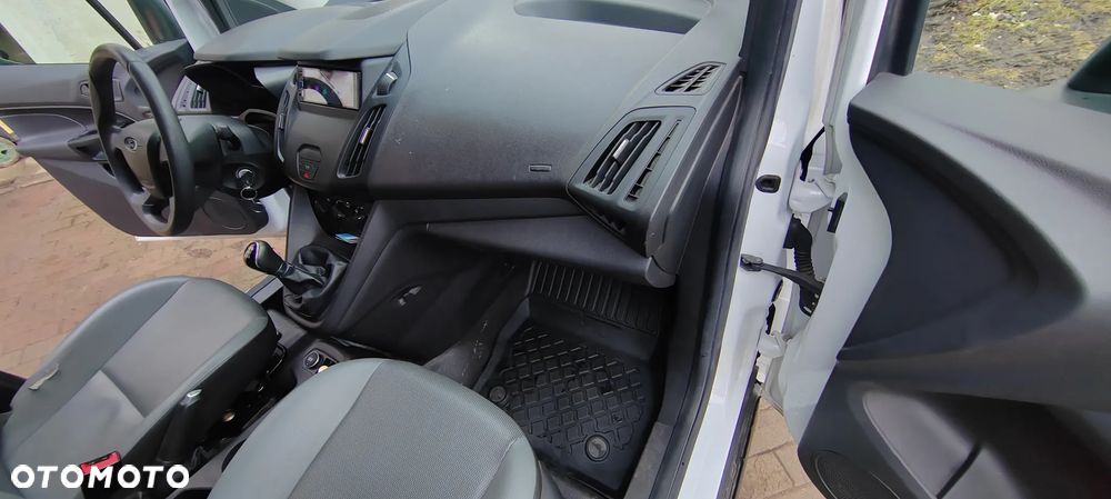 Ford Transit connect - 7