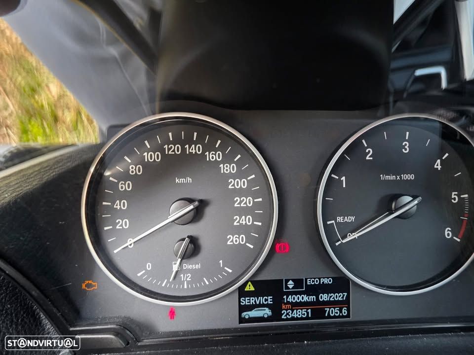 BMW 116 d EDynamics Line Sport — fotografia 17