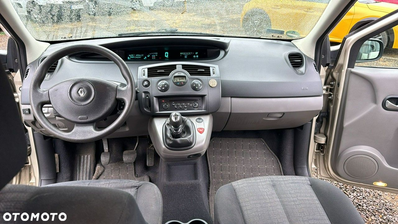 Renault Scenic - 6