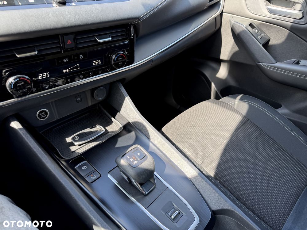 Nissan Qashqai 1.3 DIG-T MHEV Xtronic Acenta - 30