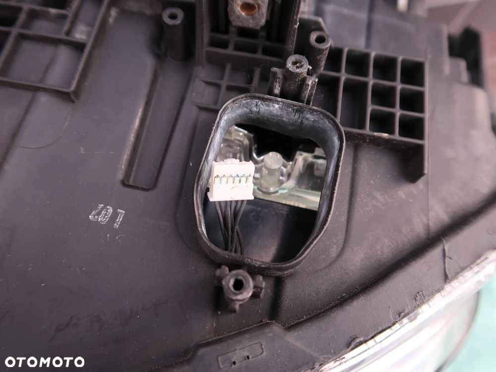 lampa przedni BMW f30 F34   7498946-01 - 8