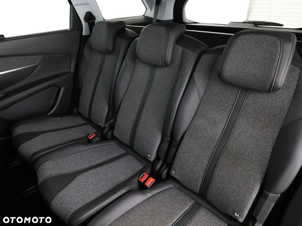 Peugeot 5008 2.0 BlueHDi Allure S&S EAT8 - 18