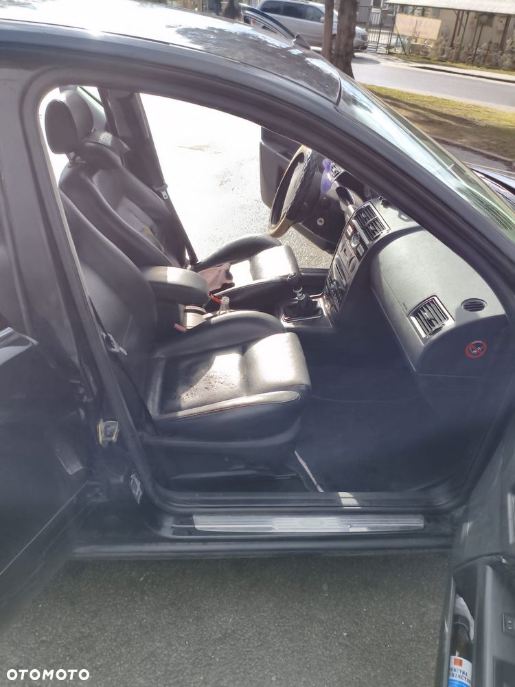 Ford Mondeo 2.0 TDCI Ghia - 16