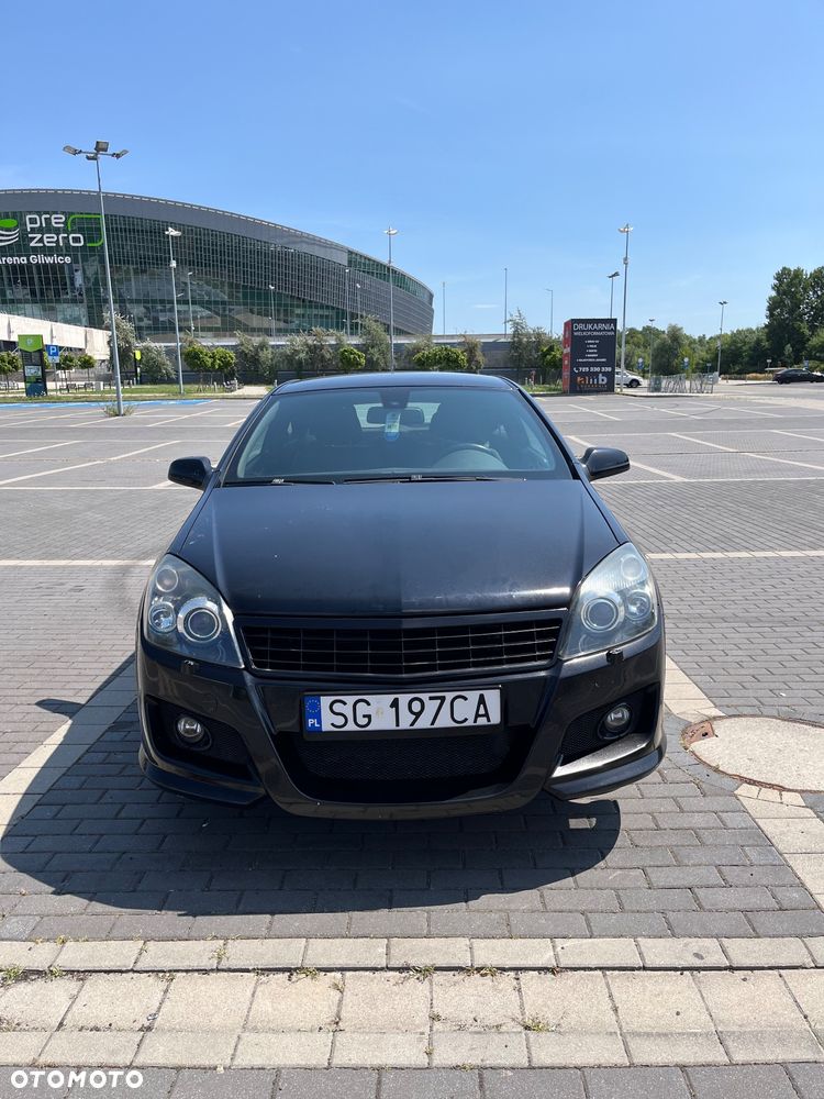 Opel Astra III GTC 1.8 Sport - 2