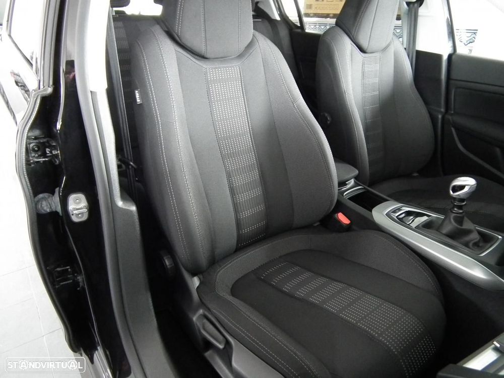 Peugeot 308 1.6 BlueHDi Allure J17 - 15