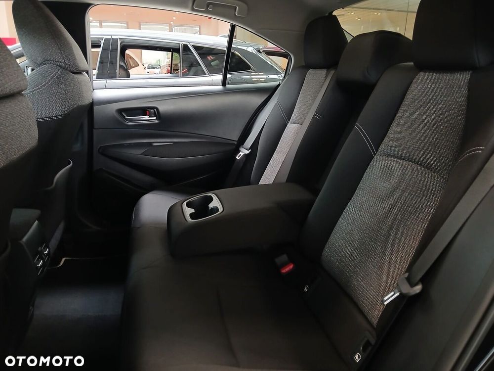 Toyota Corolla 1.8 Hybrid Style - 13