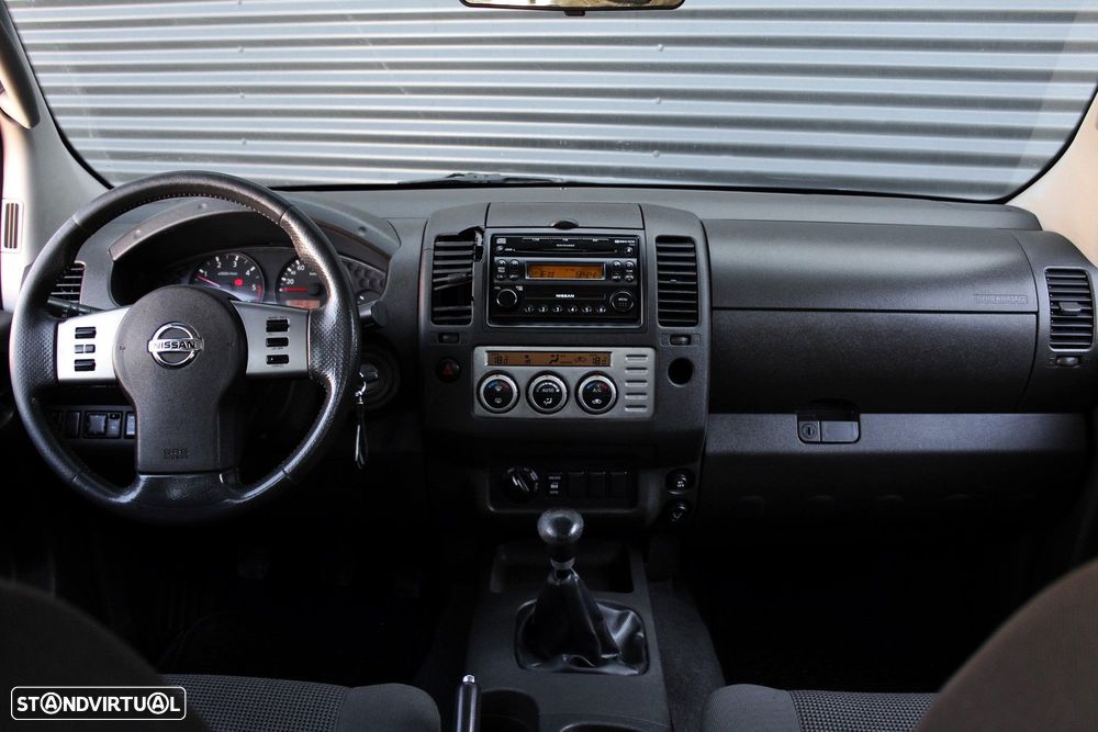 Nissan Navara 2.5 dCi CD LE - 24
