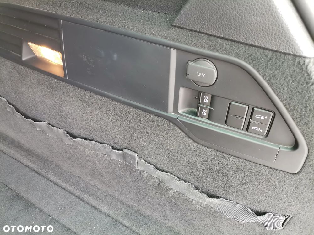 Volkswagen Touareg - 10