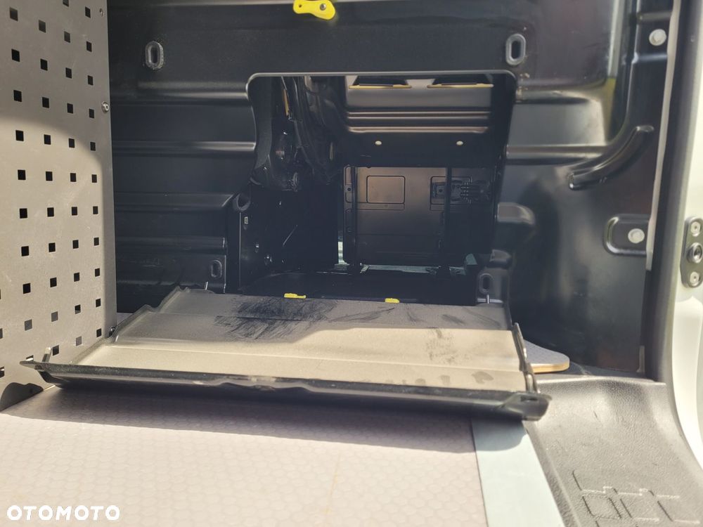 Peugeot Expert L3 Automat 144KM Auto-Serwis - 23