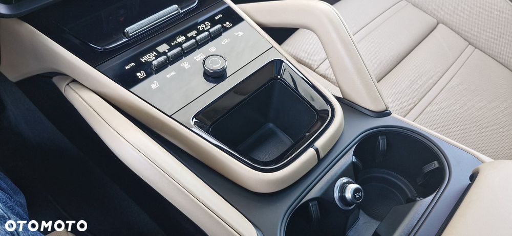 Porsche Cayenne E-Hybrid PHEV - 32
