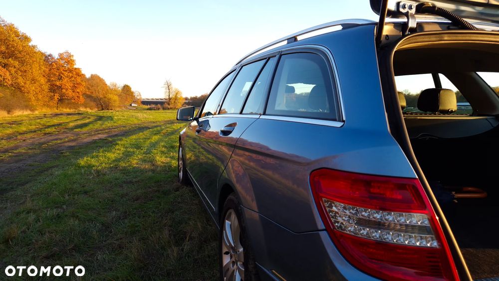 Mercedes-Benz Klasa C 250 CDI BlueEff Avantgarde - 12