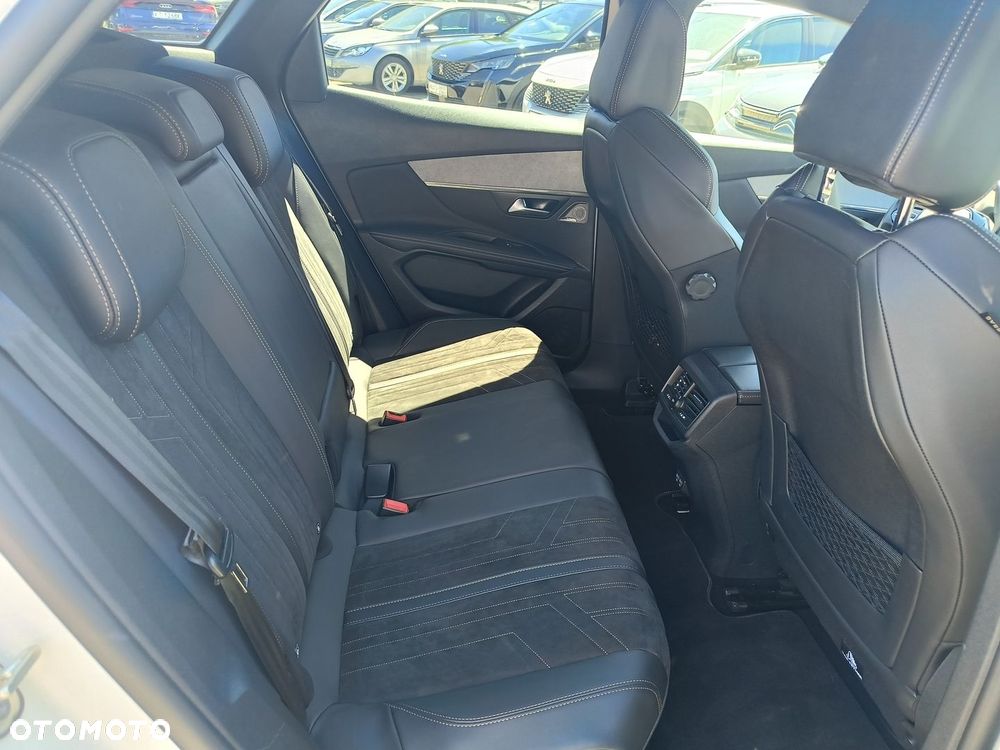 Peugeot 3008 1.2 PureTech GT S&S EAT8 - 8