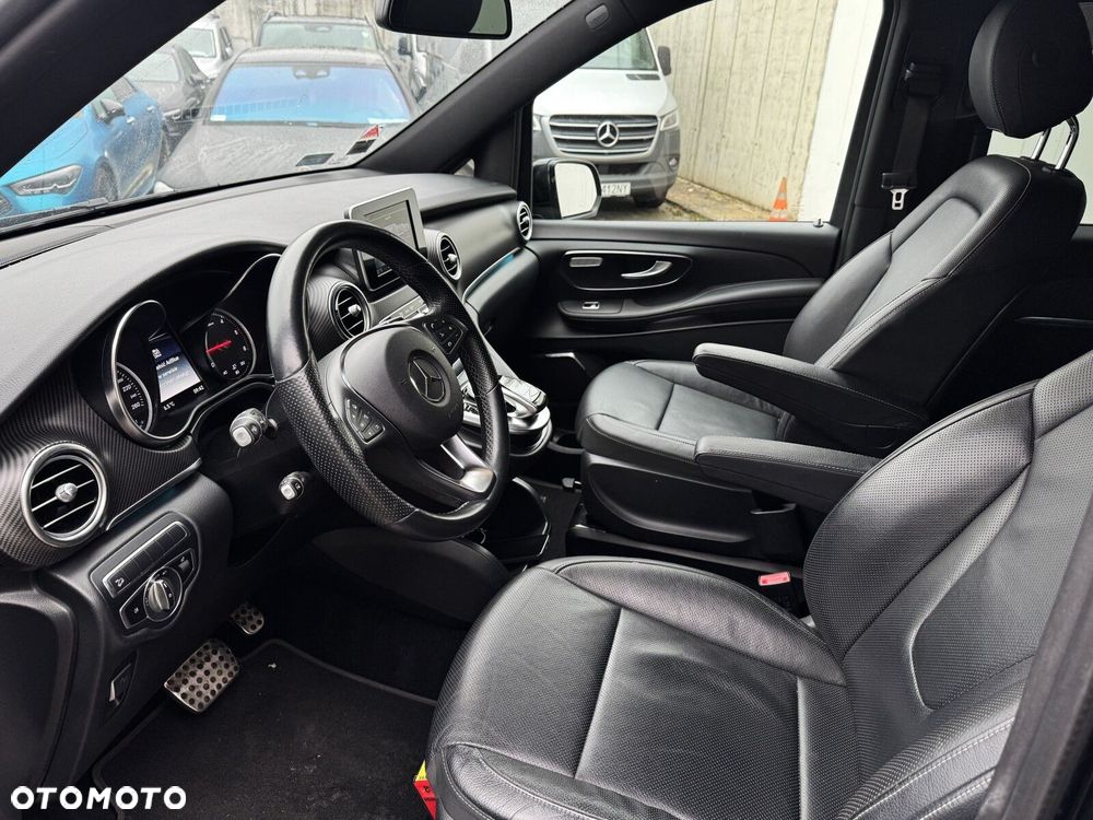 Mercedes-Benz Klasa V - 5