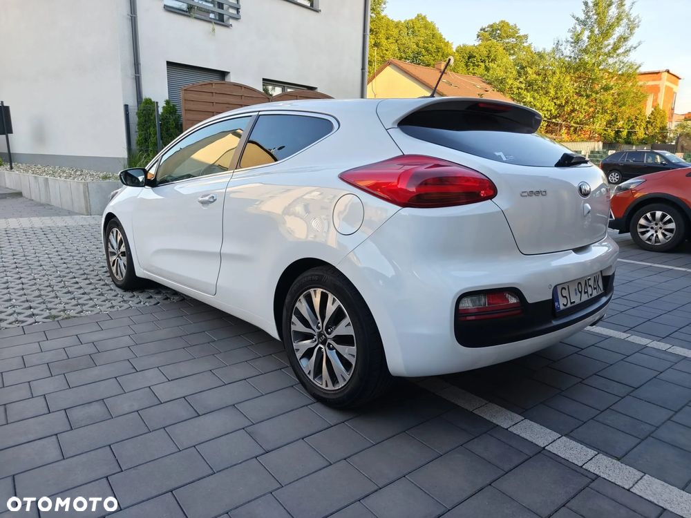 Kia ProCeed 1.6 CRDi ISG Vision - 20