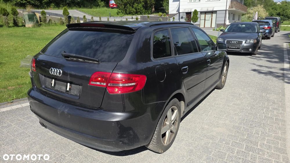 Audi A3 Sportback 1.8 TFSI Attraction - 9