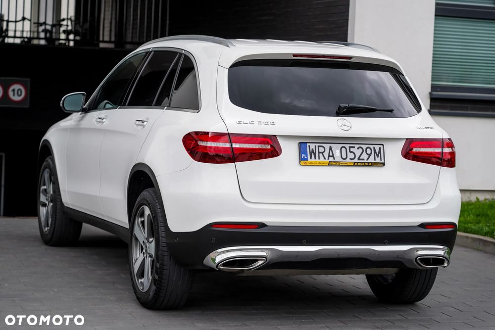 Mercedes-Benz GLC 300 4-Matic - 3