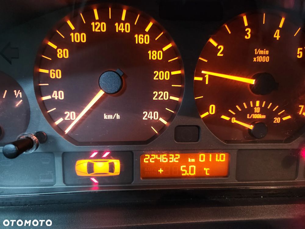 BMW Seria 3 - 13