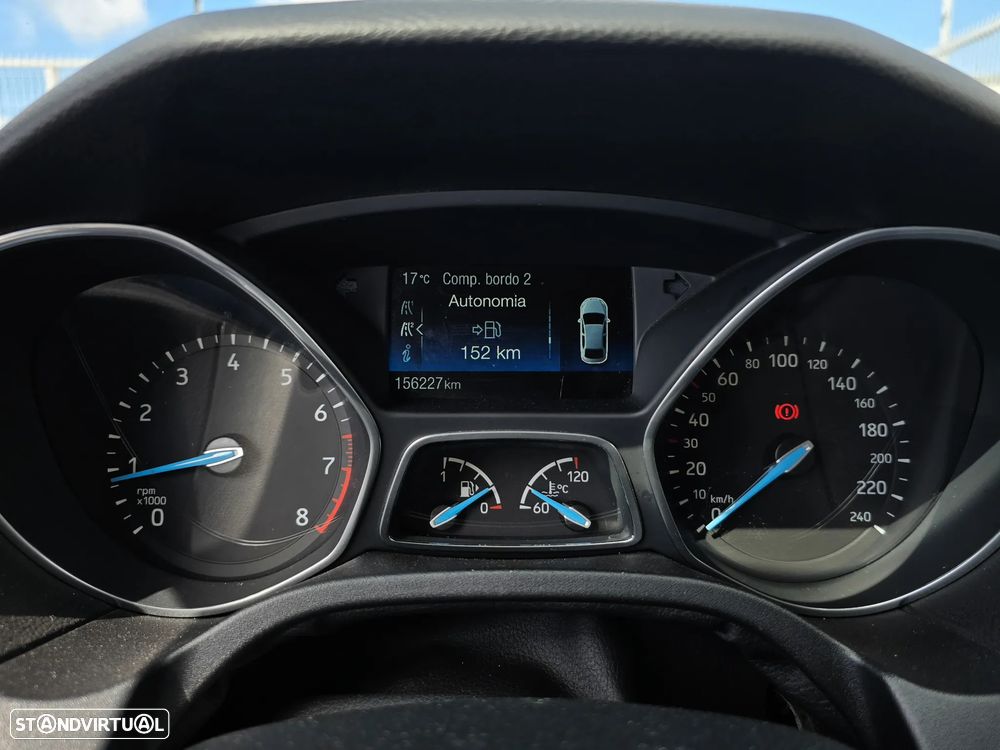 Ford Focus SW 1.0 EcoBoost S&S ST-LINE - 18