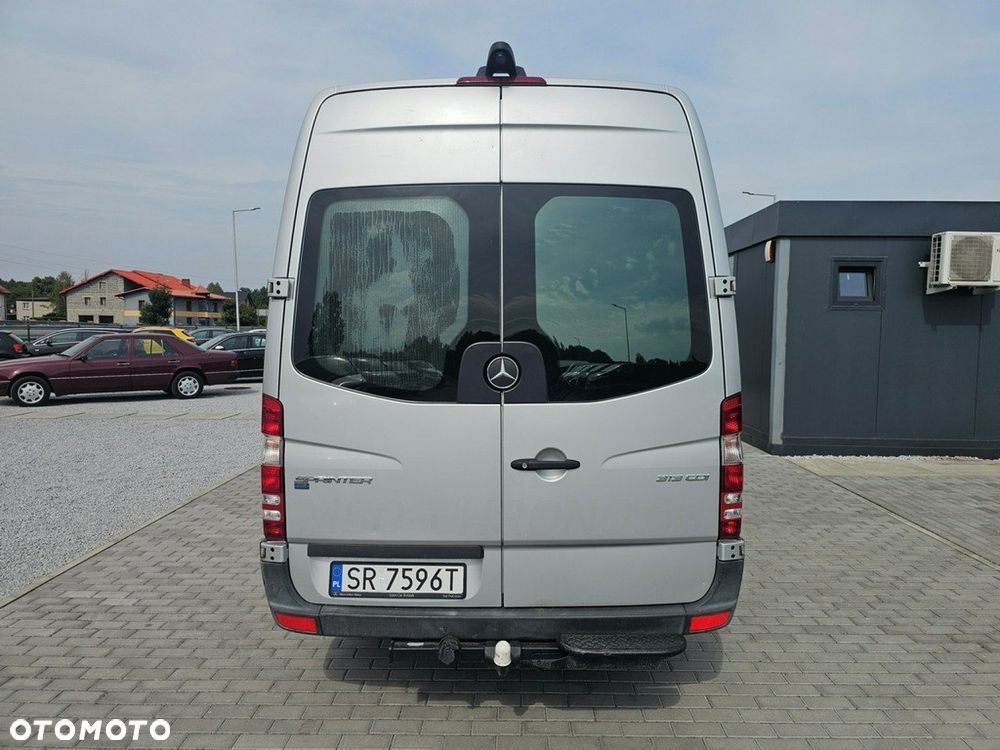Mercedes-Benz Sprinter - 6