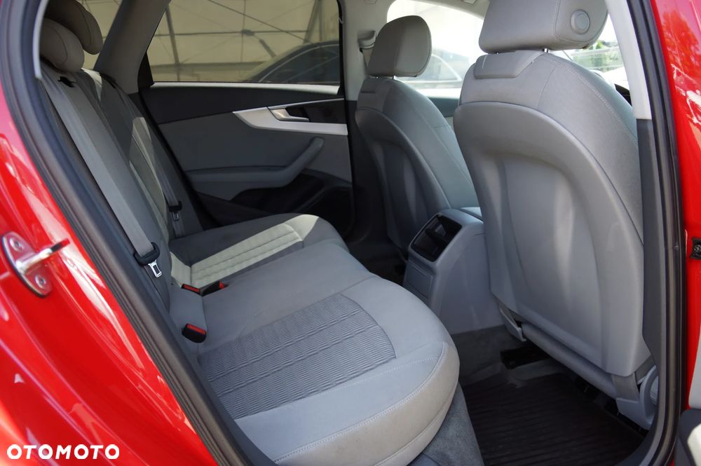 Audi A4 Avant 2.0 TDI - 30