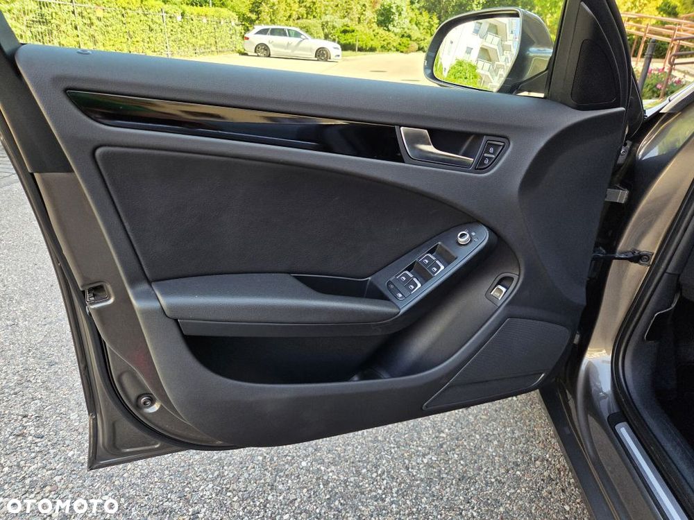 Audi A4 Limousine 2.0 TDI - 35