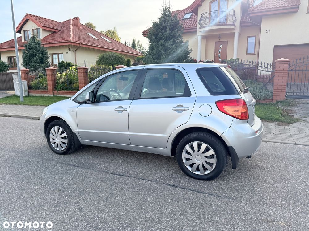 Suzuki SX4 - 15