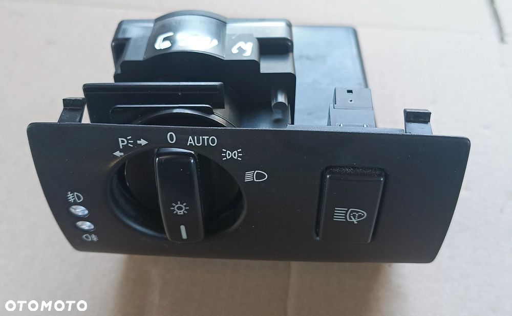 W169 włącznik świateł halogenów xenon przycisk spryskiwaczy lamp Europa A klasa Mercedes " - 2