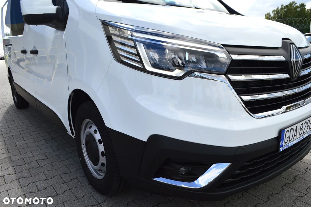 Renault Trafic - 28