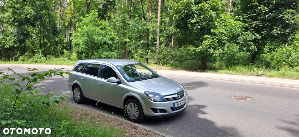 Opel Astra 1.8 Edition 111 Jahre - 12