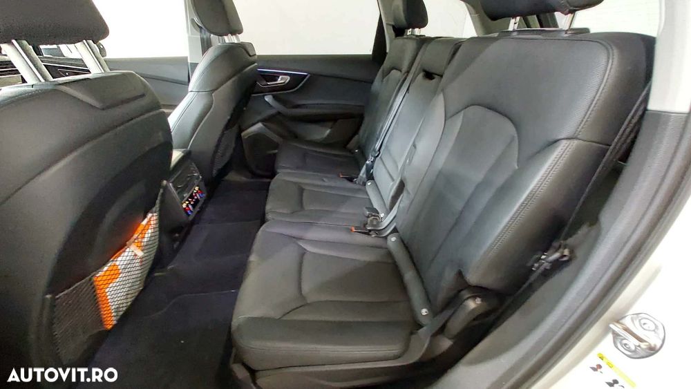 Audi Q7 - 12