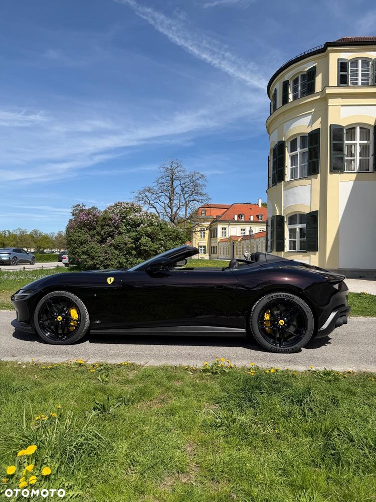 Ferrari Roma Spider - 5