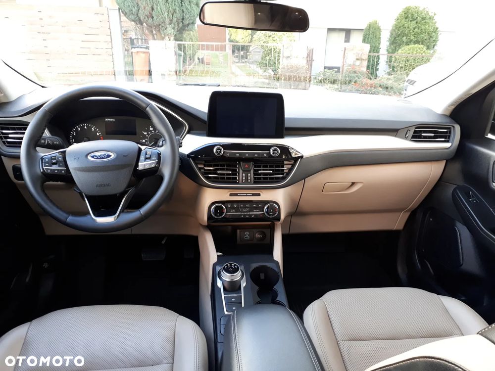 Ford Escape 2.0 EcoBoost AWD Titanium - 17