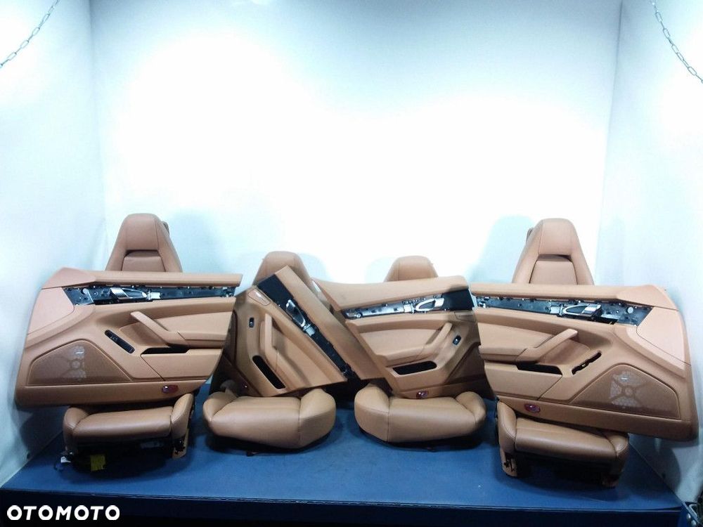 PORSCHE PANAMERA I 970 FOTELE KANAPA BOCZKI SKÓRA COGNAC KPL - 1