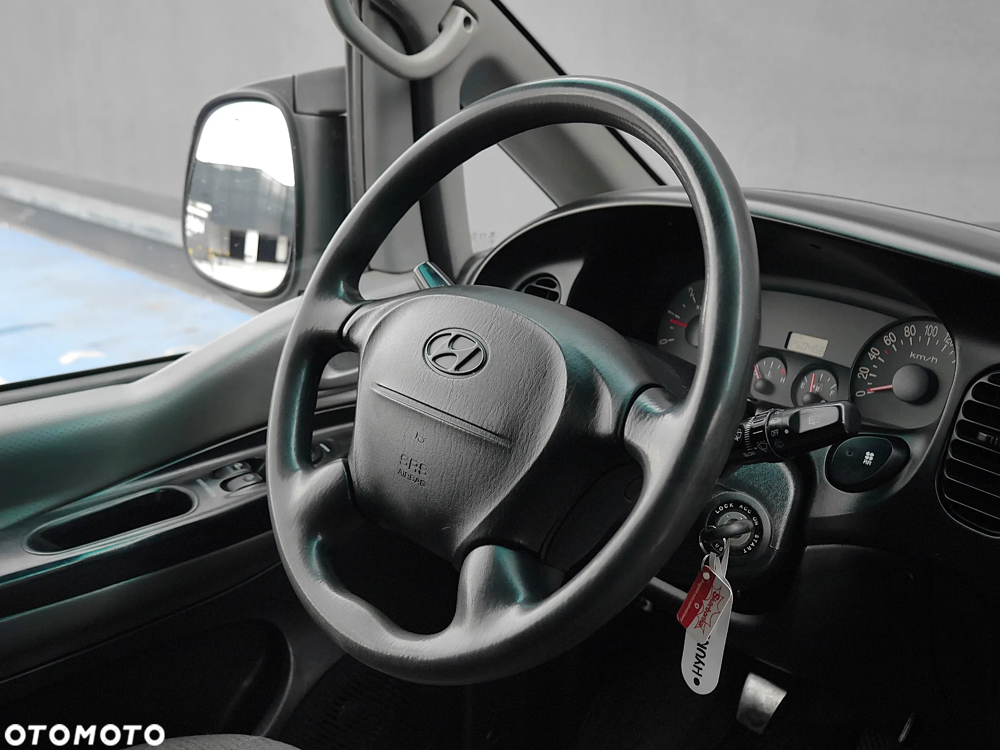 Hyundai H-1 2.5 CRDi Travel Family+ - 12